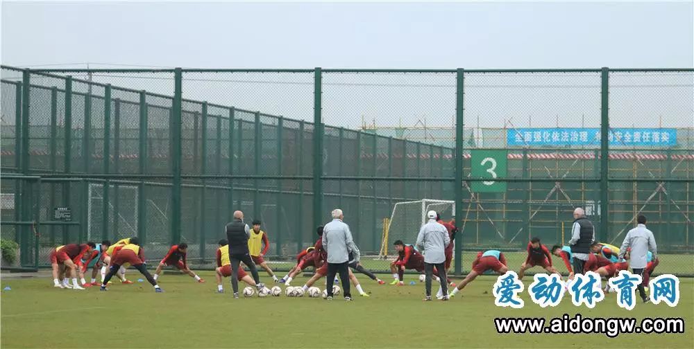  冬季转会窗关闭前夕多支球队压哨租借补强  